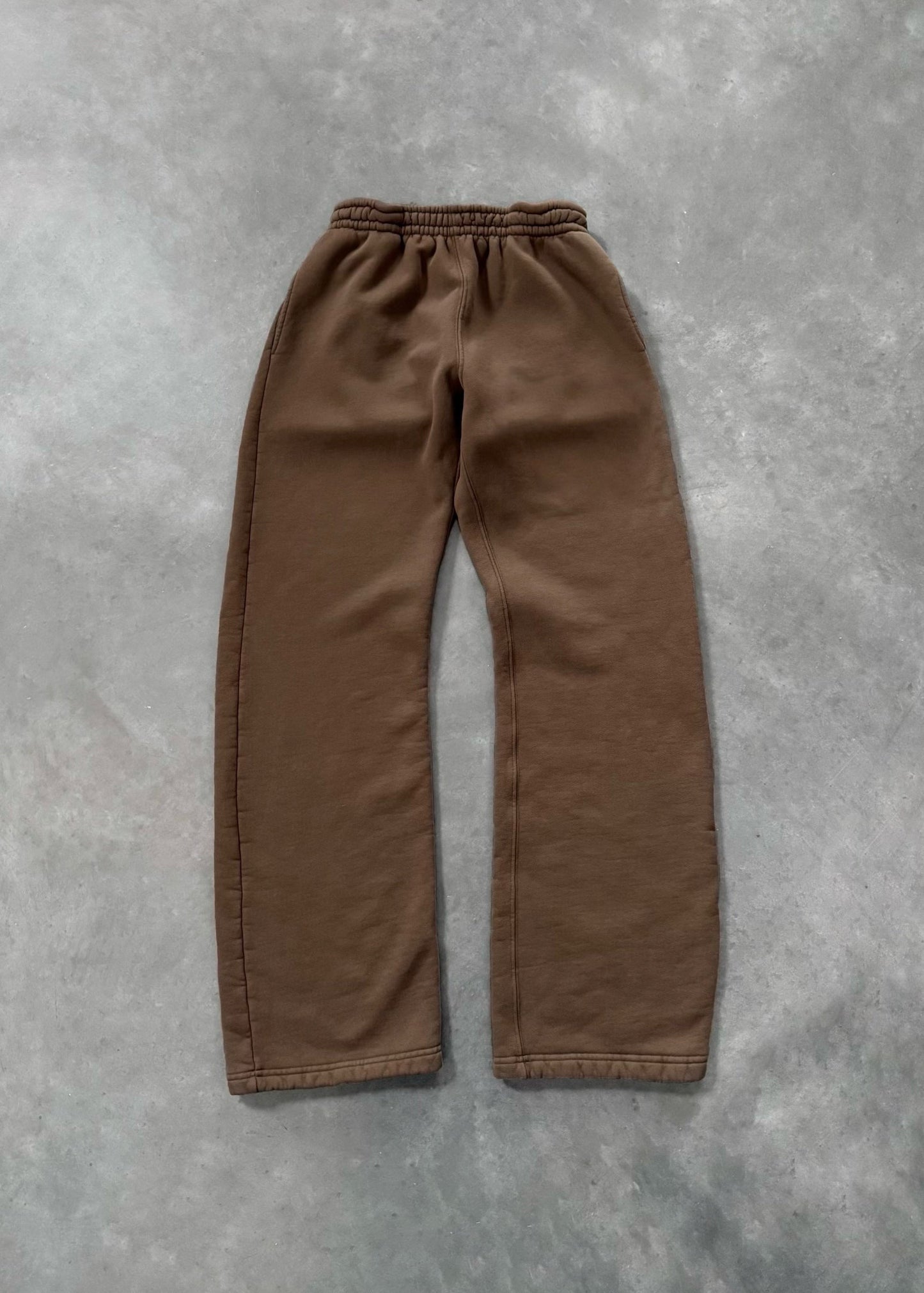 STRAIGHT-LEG SWEATPANTS - COFFEE